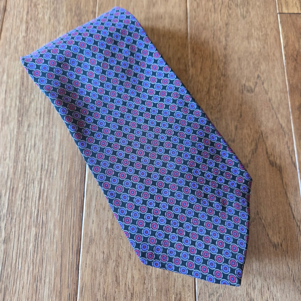 Vintage Kenneth Cole New York Silk Tie Purple Magenta Geometric Medallion Italy